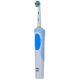 Электрическая зубная щетка Oral-B D12.513W Vitality 3D White