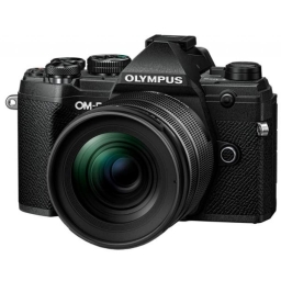 Бездзеркальний фотоапарат Olympus OM-D E-M5 Mark III kit (12-45mm) Pro Black (V207092BE000)
