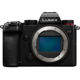 Бездзеркальний фотоапарат Panasonic Lumix DC-S5 Body (DC-S5EE-K)